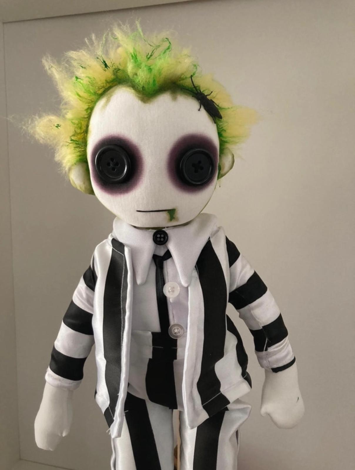 Muñeco Beetlejuice artesanal, estilo Tim Burton
